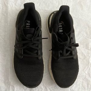 Adidas ultra boost 7.5 worn but still has a lot of life